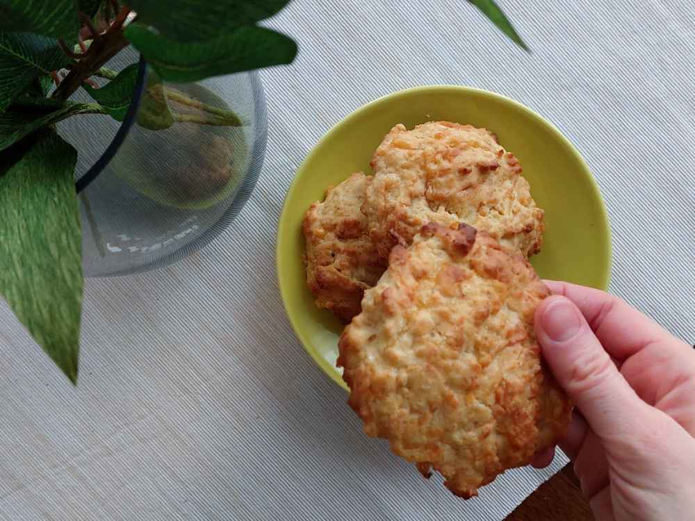 Gluteenittomat teeleivät.